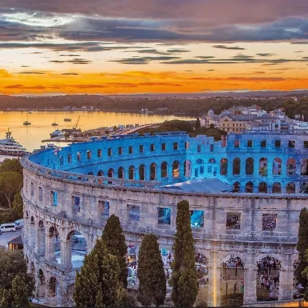 Lejlighed Casa Arena Pula